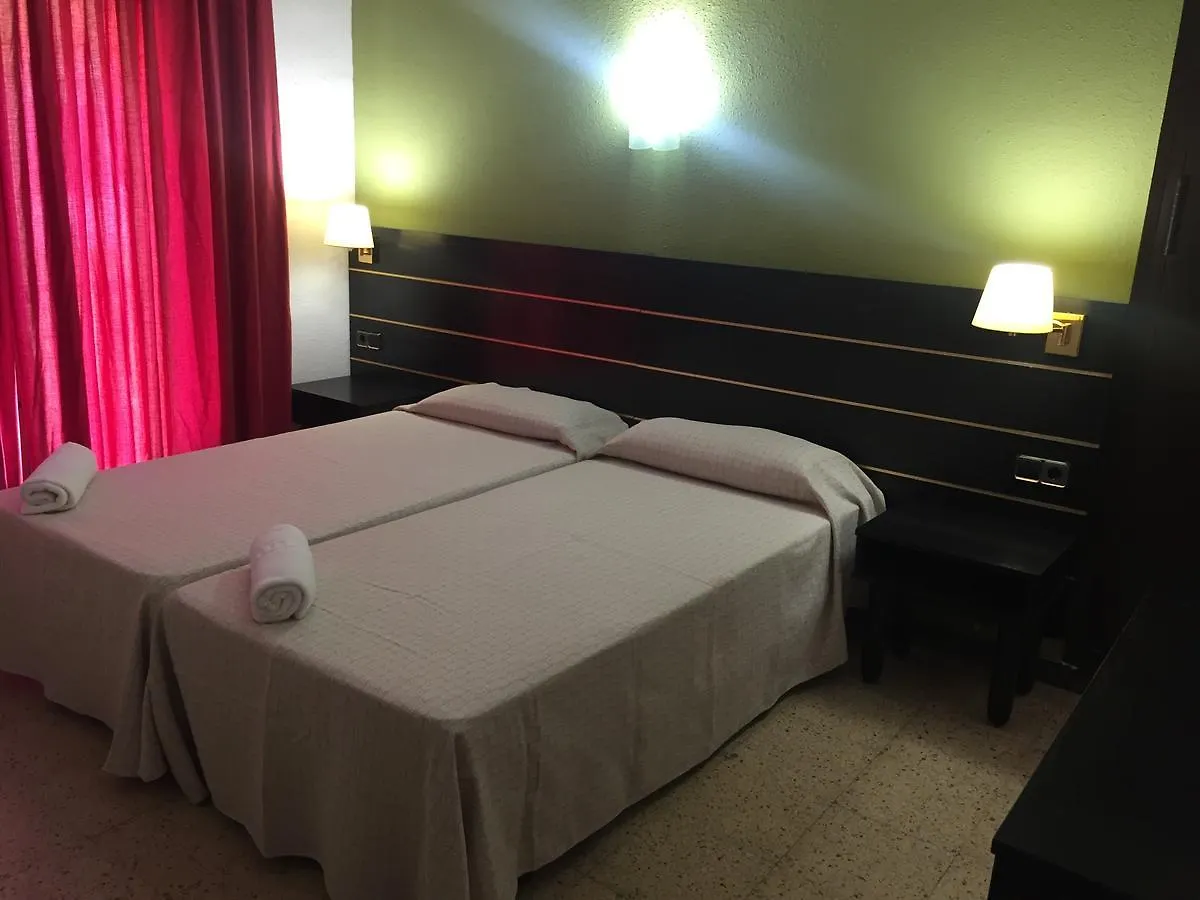 Hotel Proa Astor Lloret de Mar 0*,  Spain
